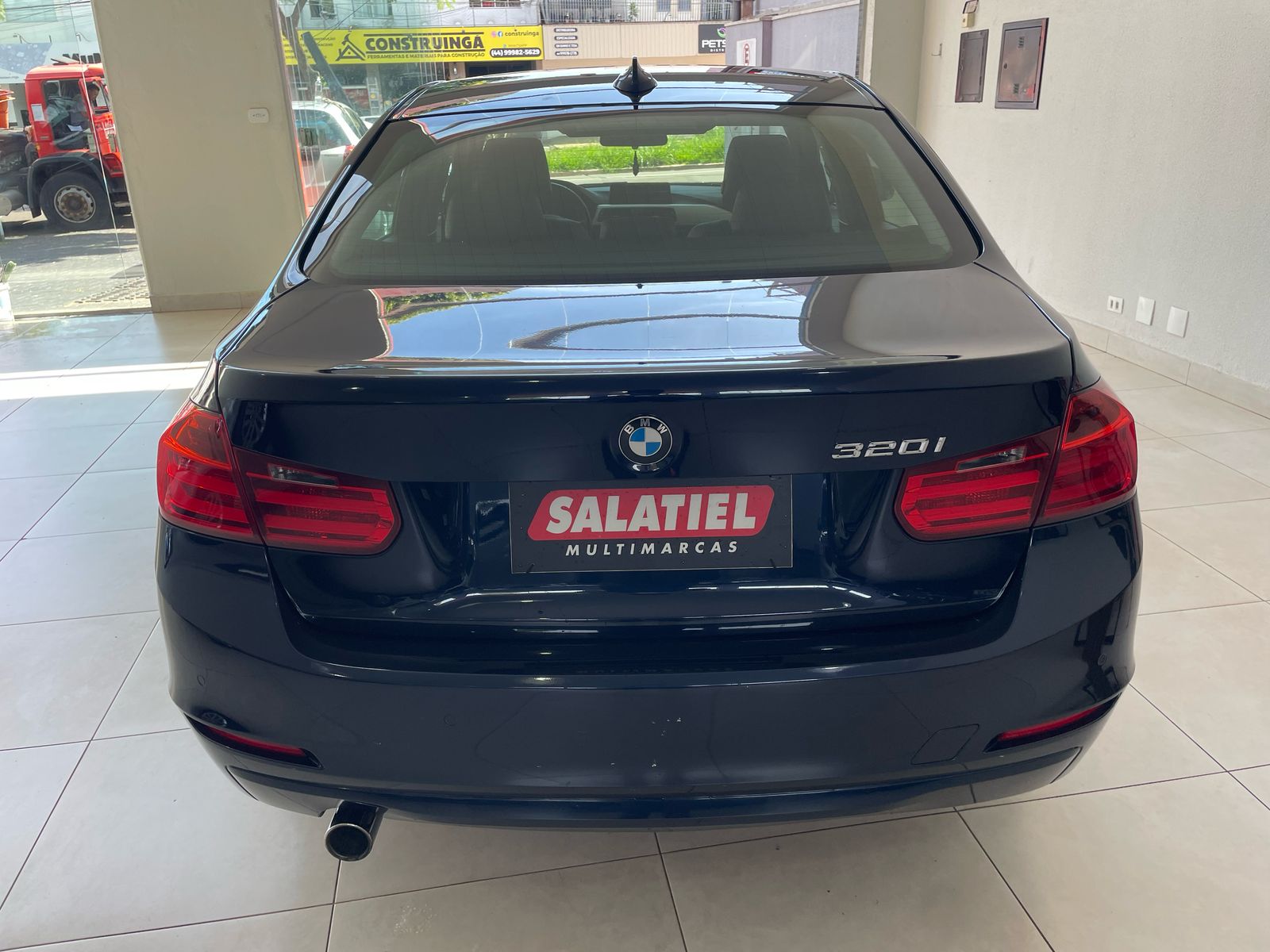 BMW 320i 2.0 Flex - foto 2