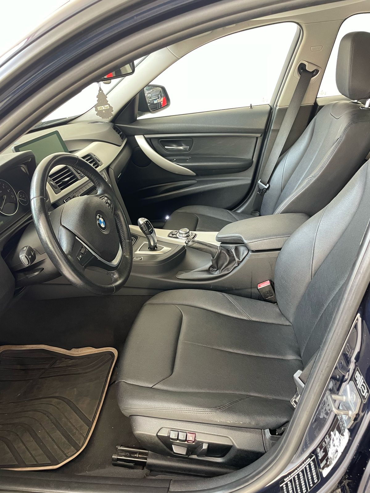 BMW 320i 2.0 Flex - foto 18