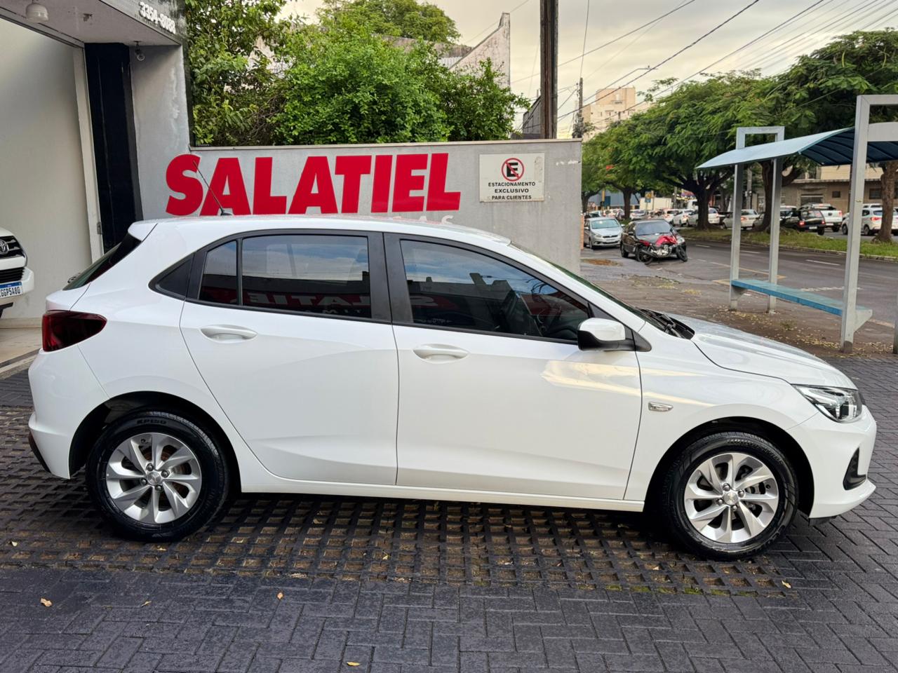 Chevrolet Onix LT 1.0 Turbo Mec - foto 16