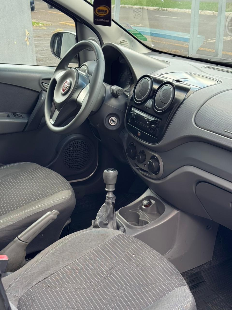 Fiat Palio Attractive 1.0 Evo Fire Flex 8V - foto 4