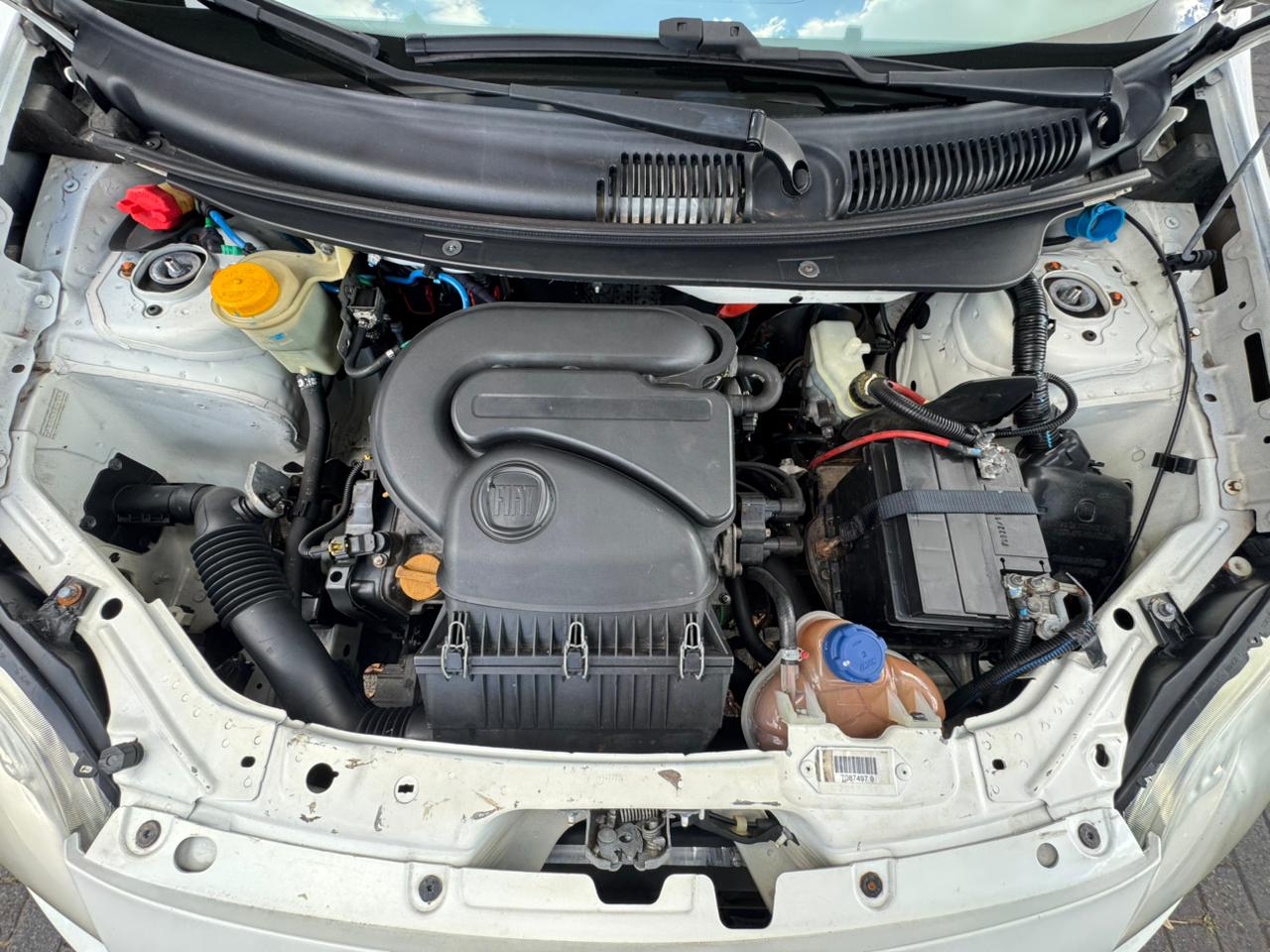 Fiat Palio Attractive 1.0 Evo Fire Flex 8V - foto 7