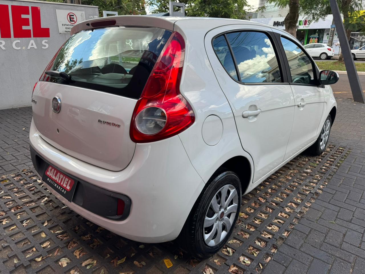 Fiat Palio Attractive 1.0 Evo Fire Flex 8V - foto 13