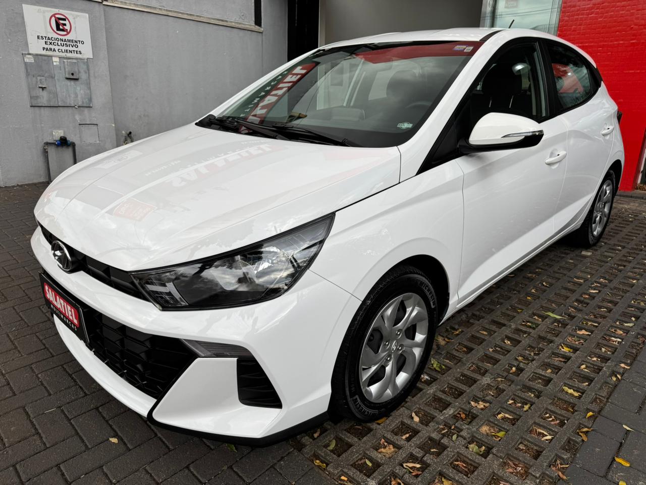 Hyundai HB20 Comfort Plus 1.0 Flex 12V Mec - foto 11