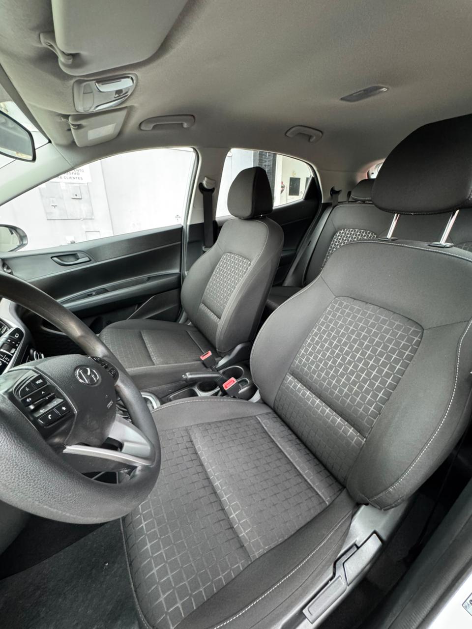 Hyundai HB20 Comfort Plus 1.0 Flex 12V Mec - foto 13
