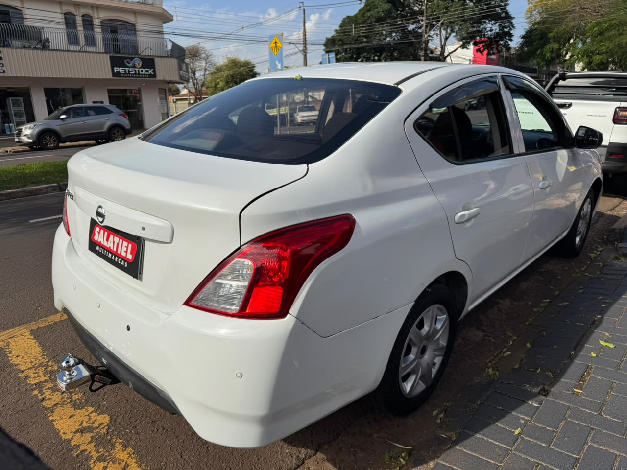 Nissan Versa 1.0 Completo - foto 4