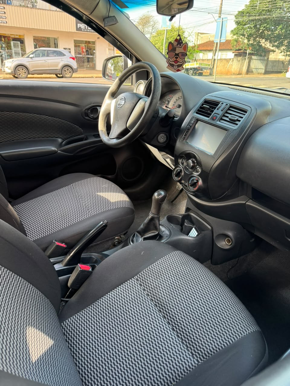 Nissan Versa 1.0 Completo - foto 7