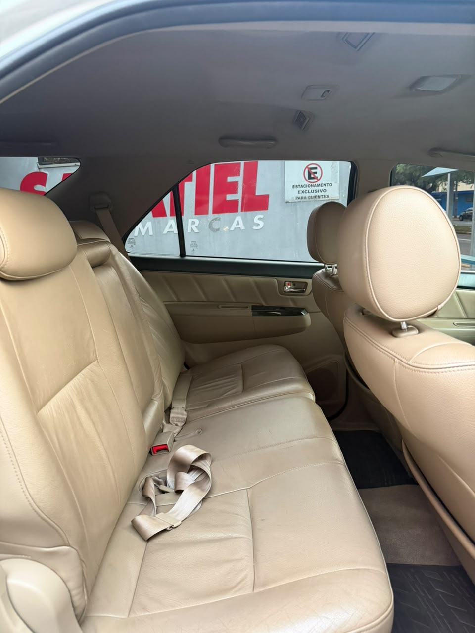 Toyota SW4 2.8 Srv Diesel 4X4 - foto 19