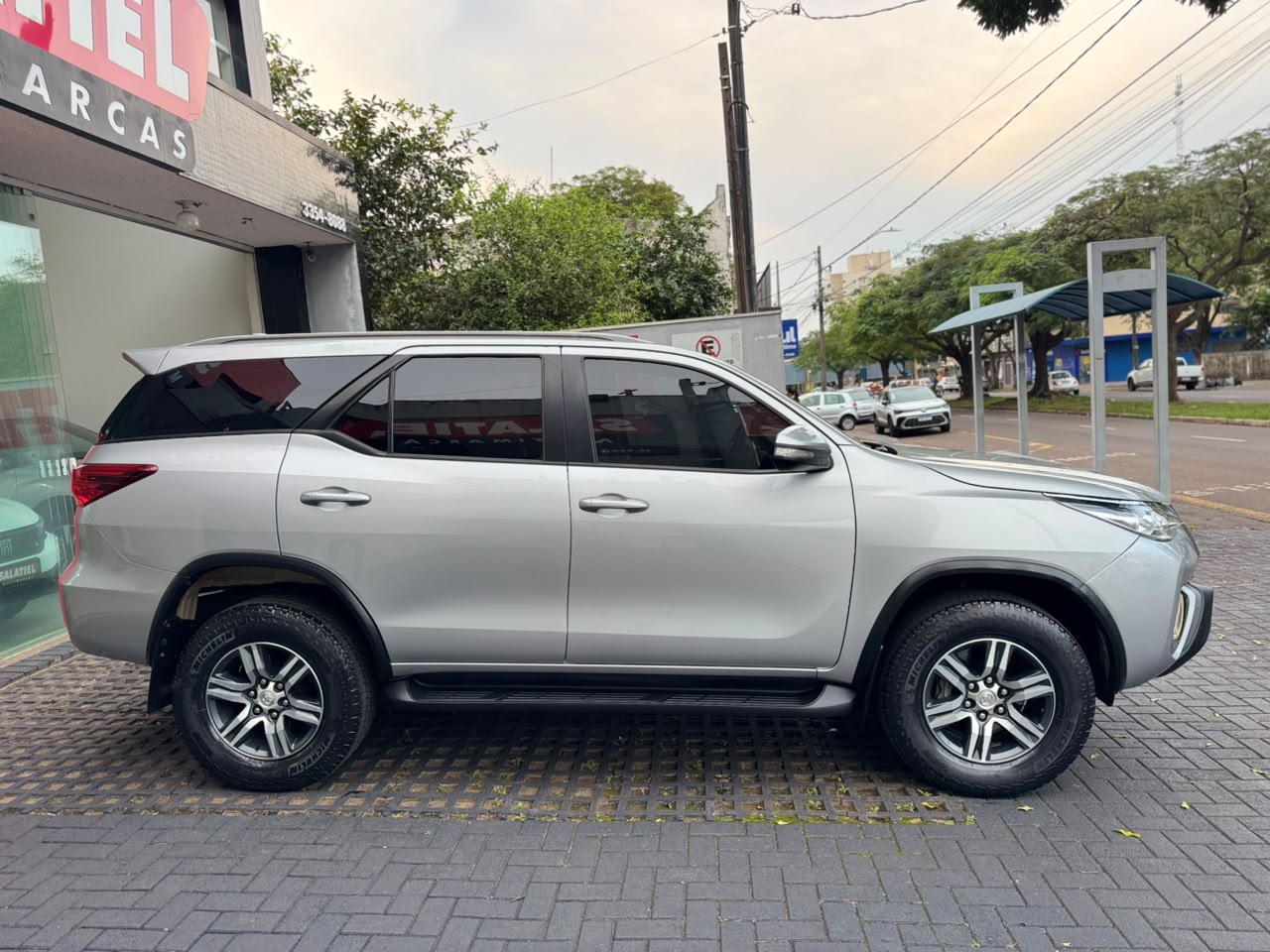 Toyota SW4 Sr 2.4 Flex 4X2 - foto 3