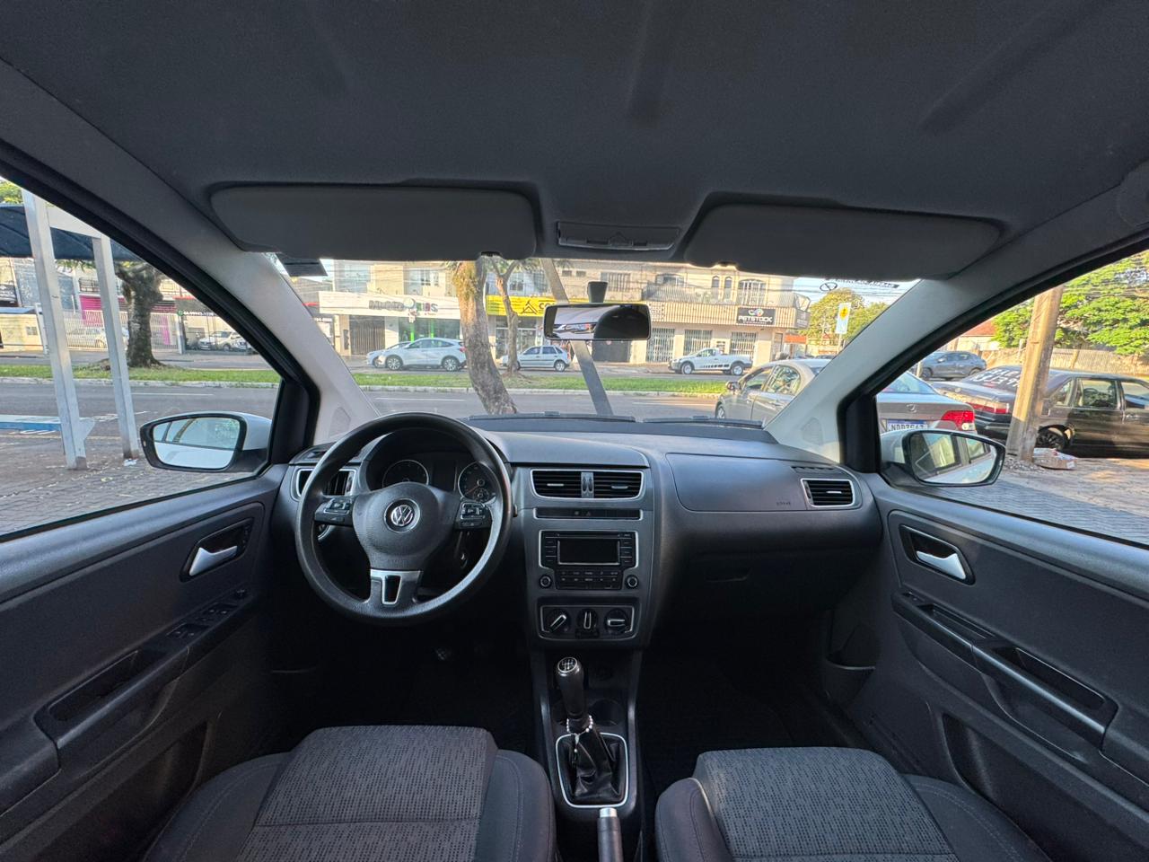 Volkswagen Fox Itrend 1.0 - foto 11