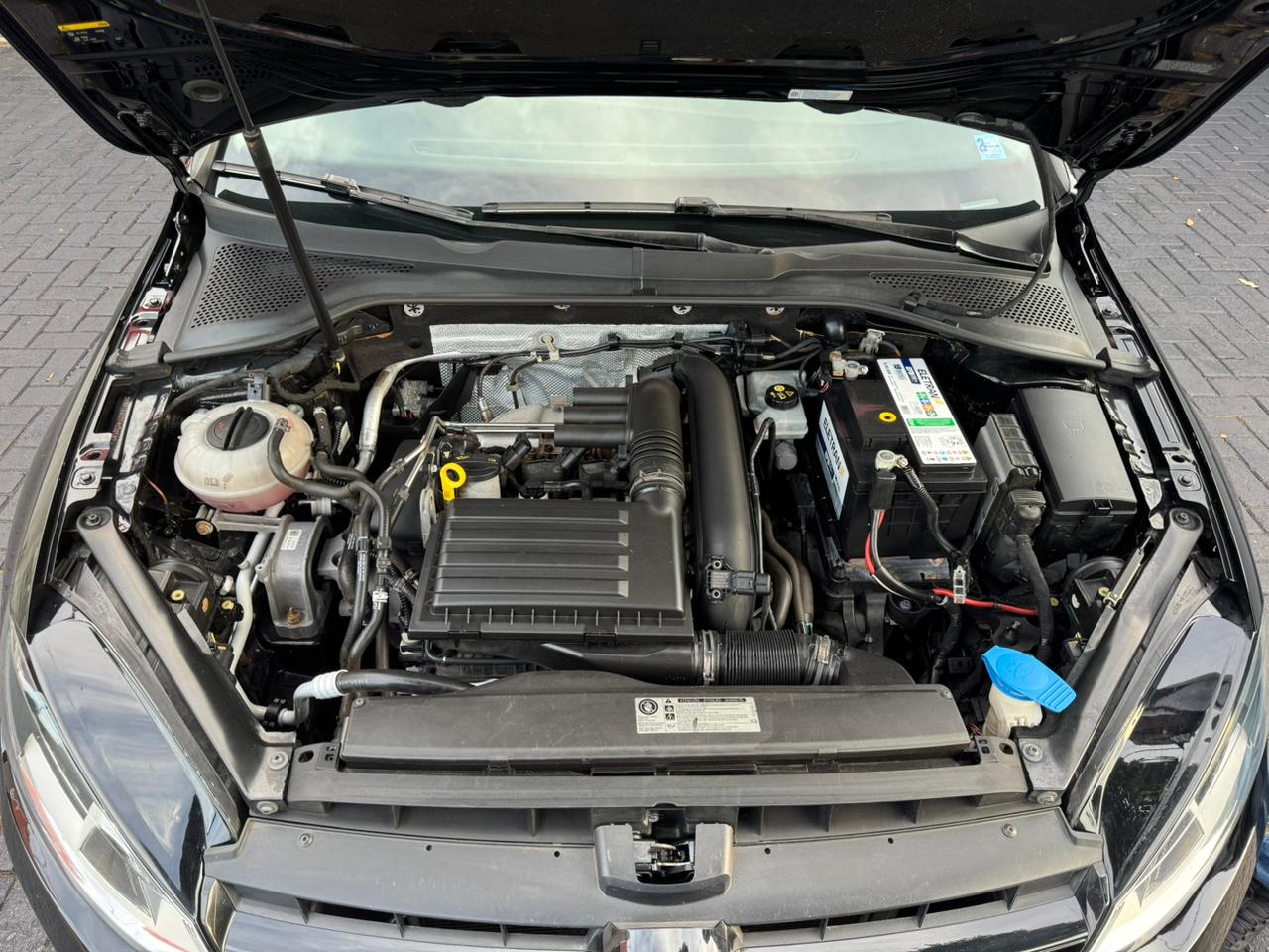 Volkswagen Golf Confortline 1.4 TSI - foto 2