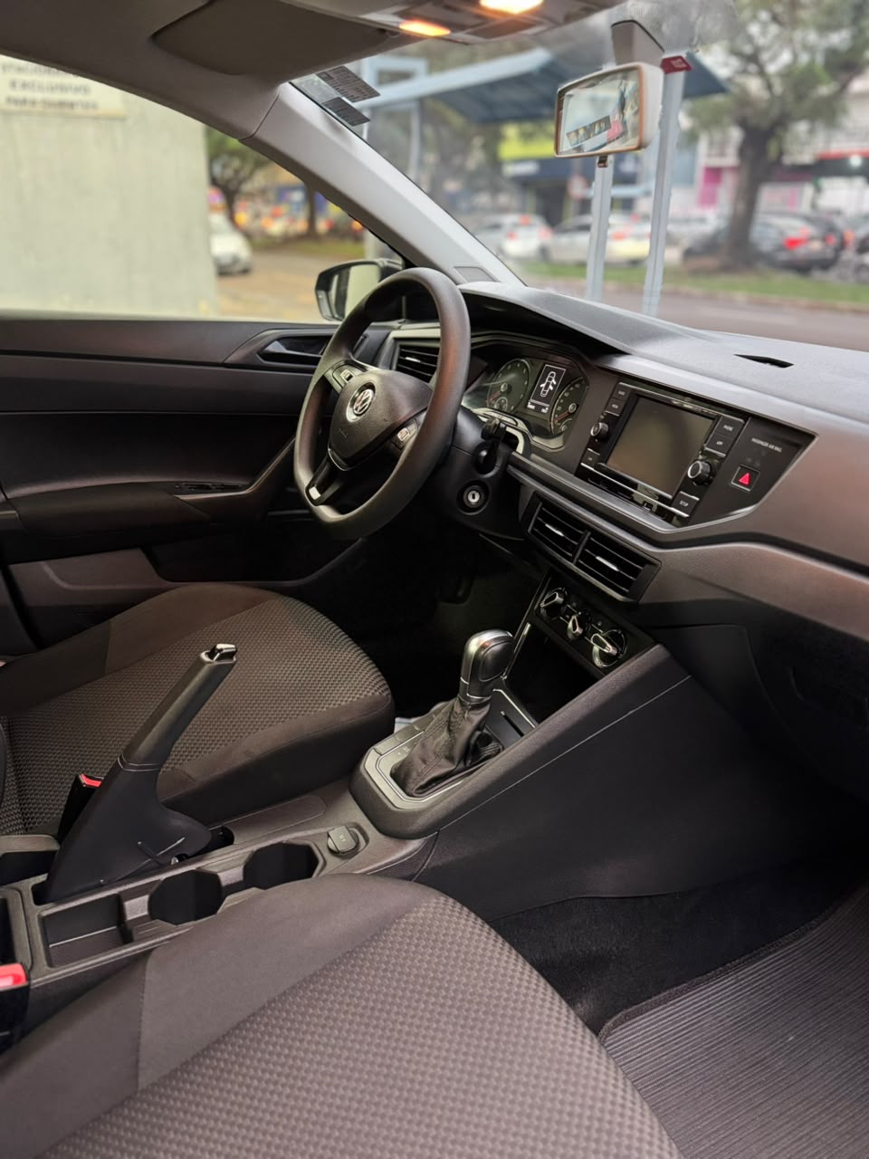 Volkswagen Virtus 1.6 MSI Automático - foto 15